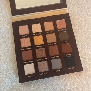 Nabla Side by Side Palette
